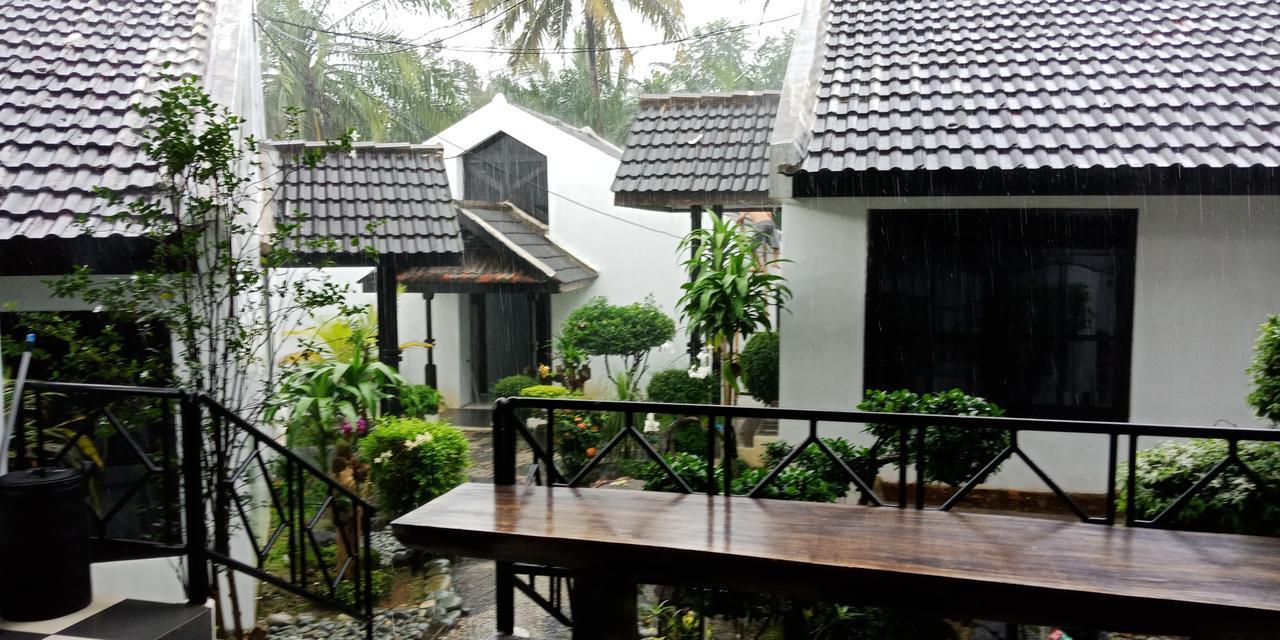 Hotel Gbs Malingping ภายนอก รูปภาพ