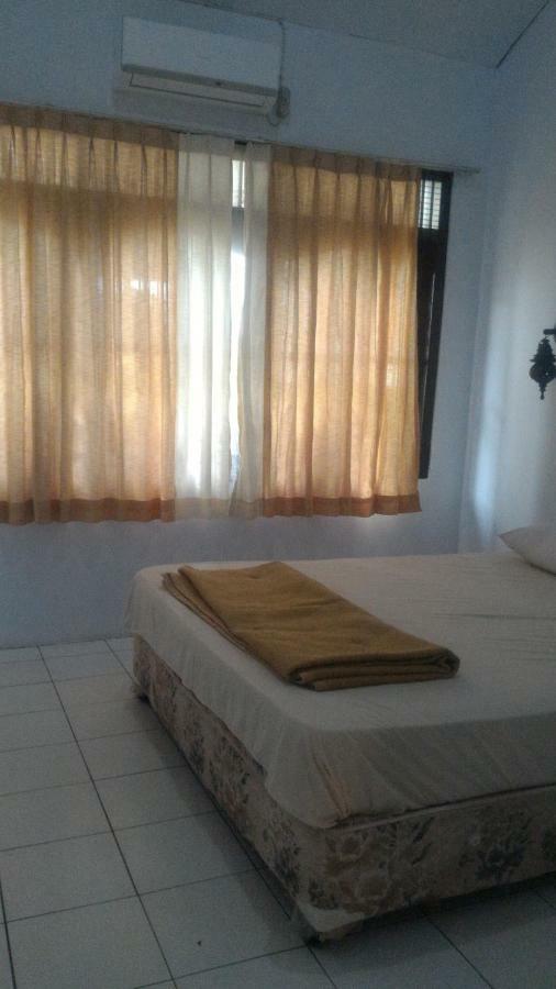 Hotel Gbs Malingping ภายนอก รูปภาพ