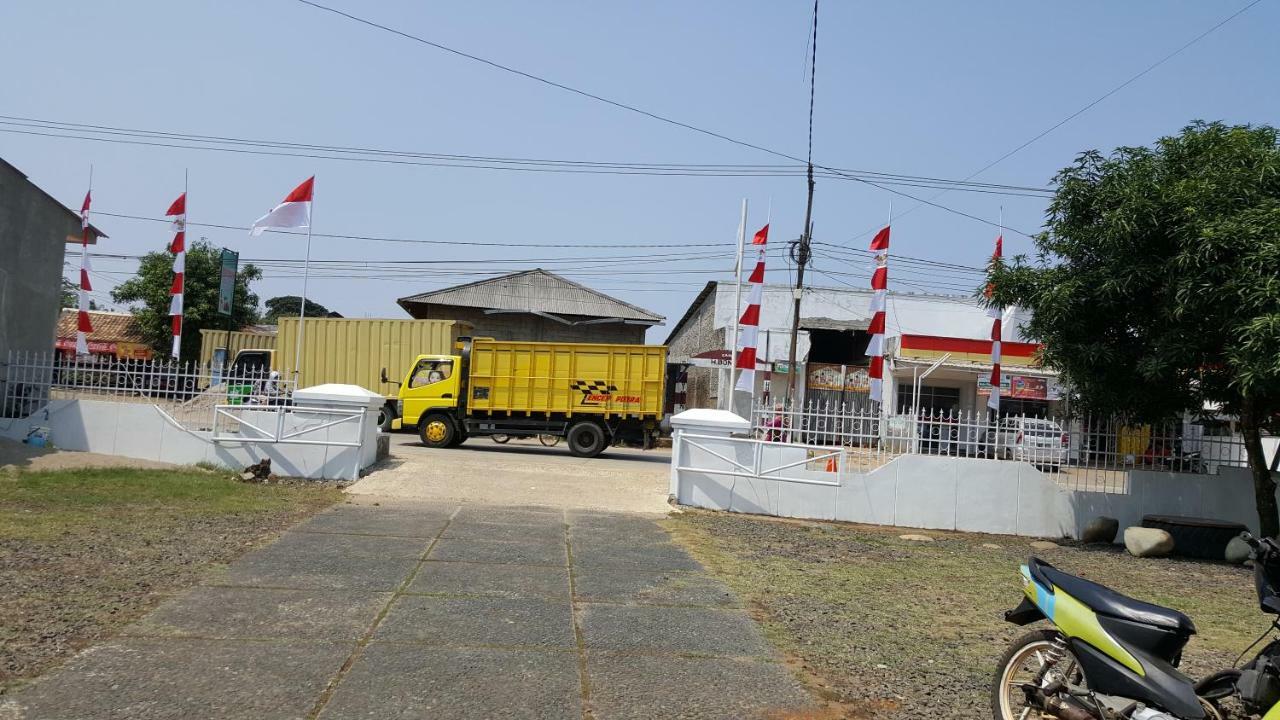 Hotel Gbs Malingping ภายนอก รูปภาพ